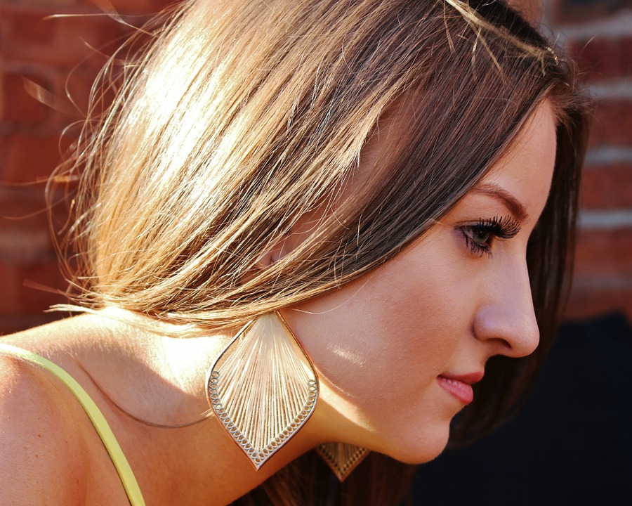 Skóra trądzikowa – co warto wiedzieć o jej pielęgnacji?